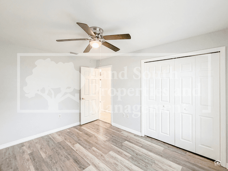 Lakeland House: 5527 Gaur Lane