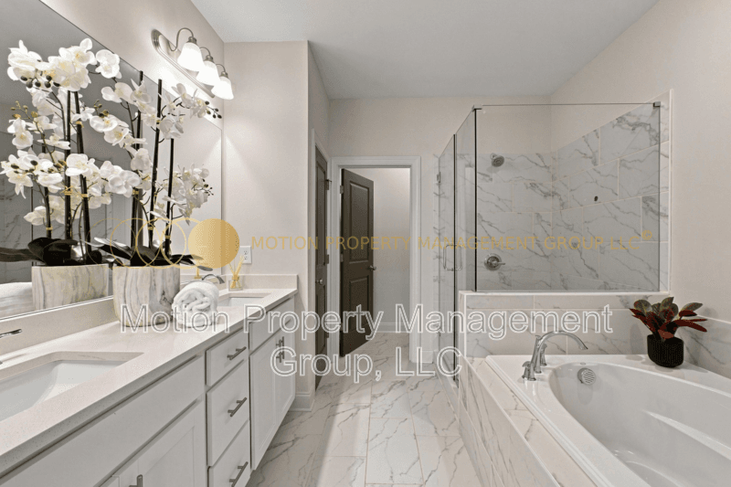 Scottdale House: 776 Angora Alley