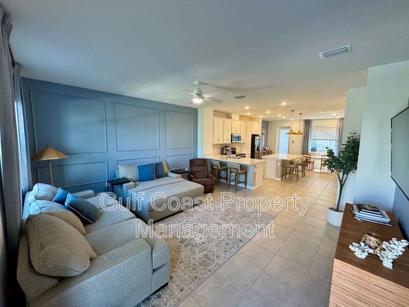 sarasota House: 1908 Swivel Lane
