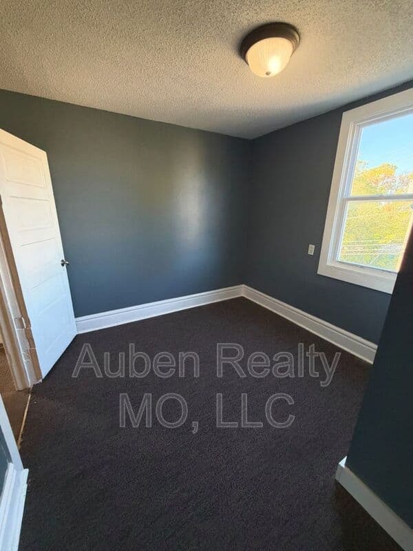 Kansas City House: 2600 Euclid Ave
