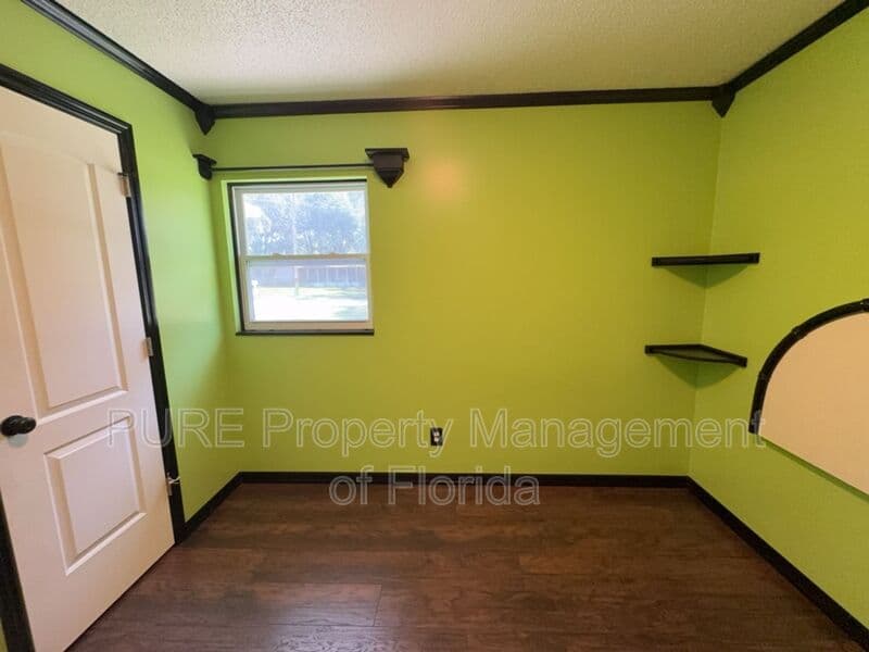 Ocklawaha House: 12300 SE 128th CT