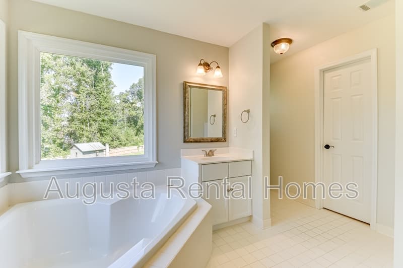 Evans House: 4135 Fox Brush Drive