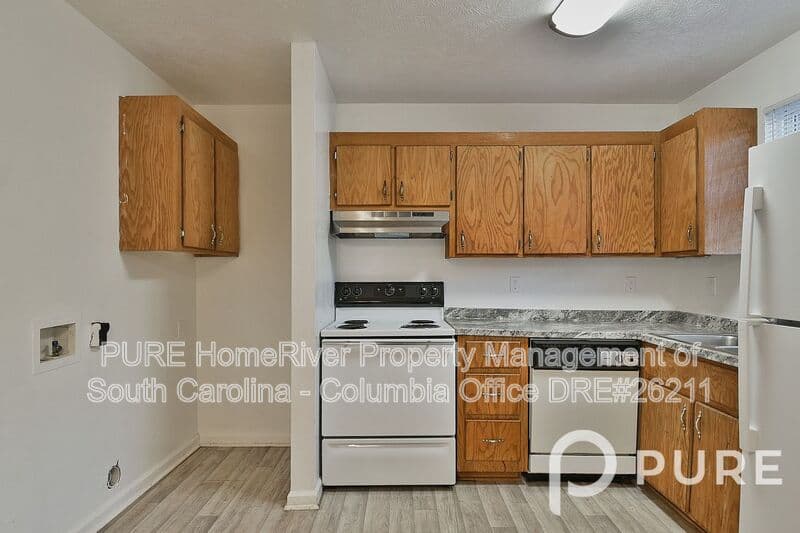Orangeburg House: 705 Kings Rd.