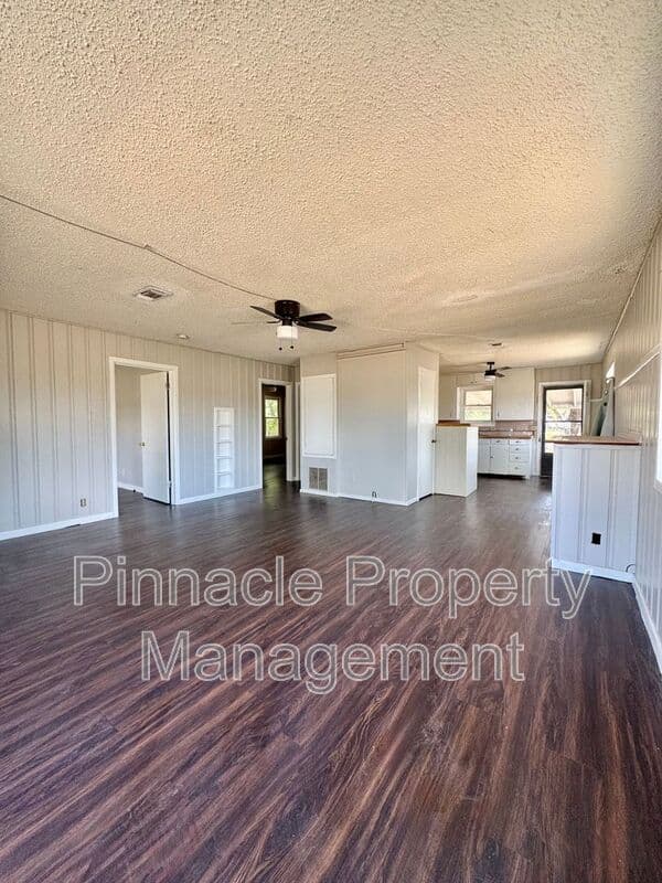 San Angelo House: 201 Paint Rock Rd