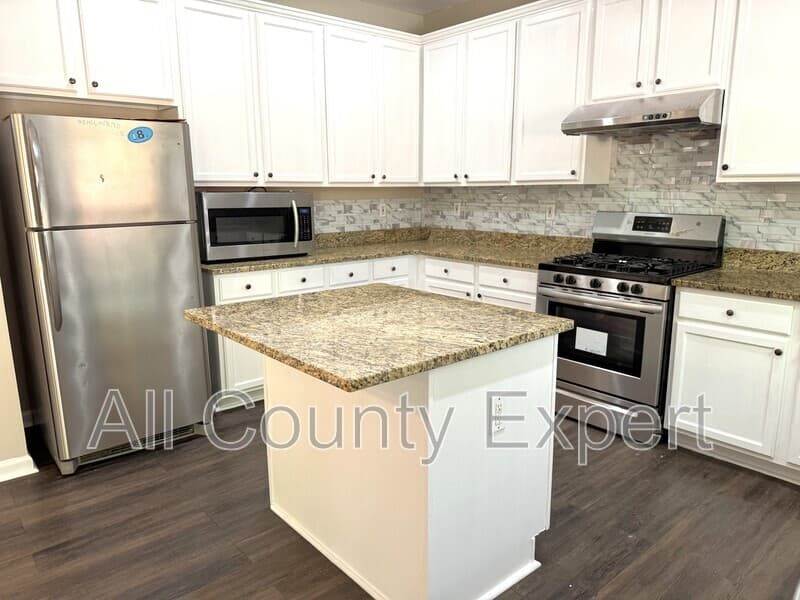 Lawrenceville House: 1794 Taylor Oaks Drive