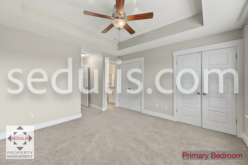 North Charleston House: 3923 Four Poles Park Drive