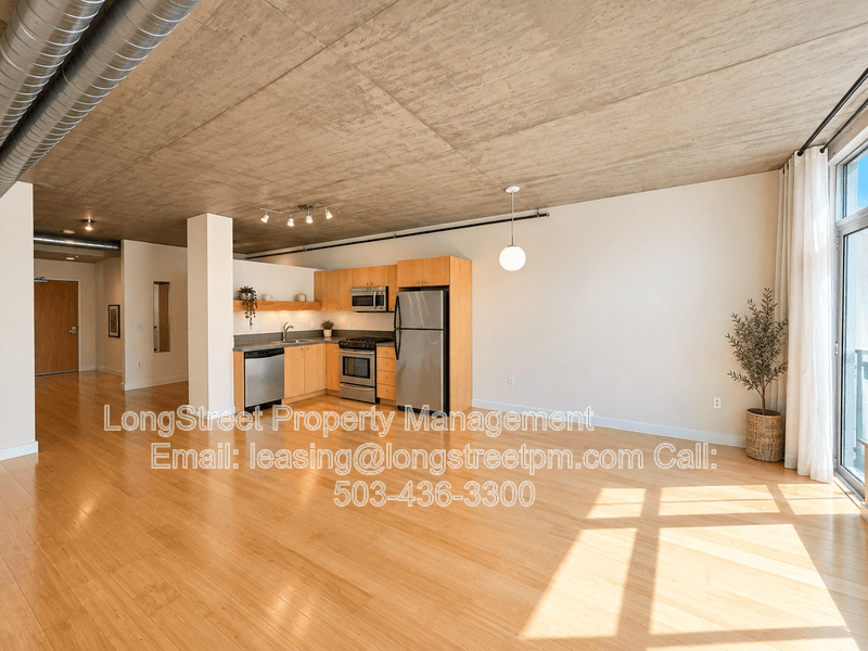 Portland Condo: 1926 W Burnside St