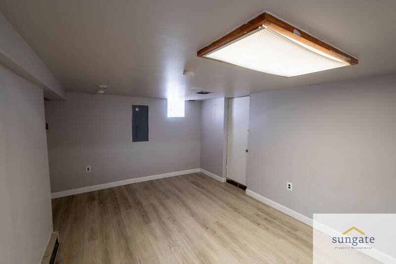 Baltimore House: 7023 Concord Rd