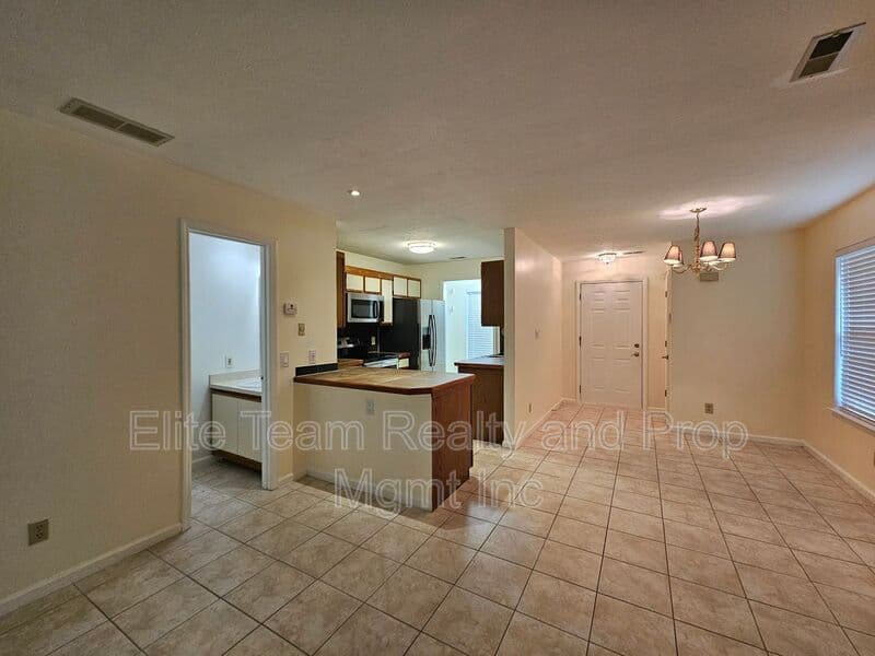 Charlotte Condo: 802 A Selwyn Oaks Ct