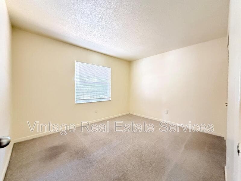 St. Petersburg Apartment: 3301 58th Ave S