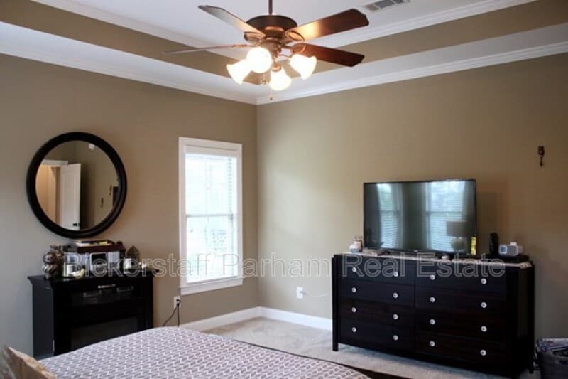 Columbus House: 7165 Bridgemill Drive