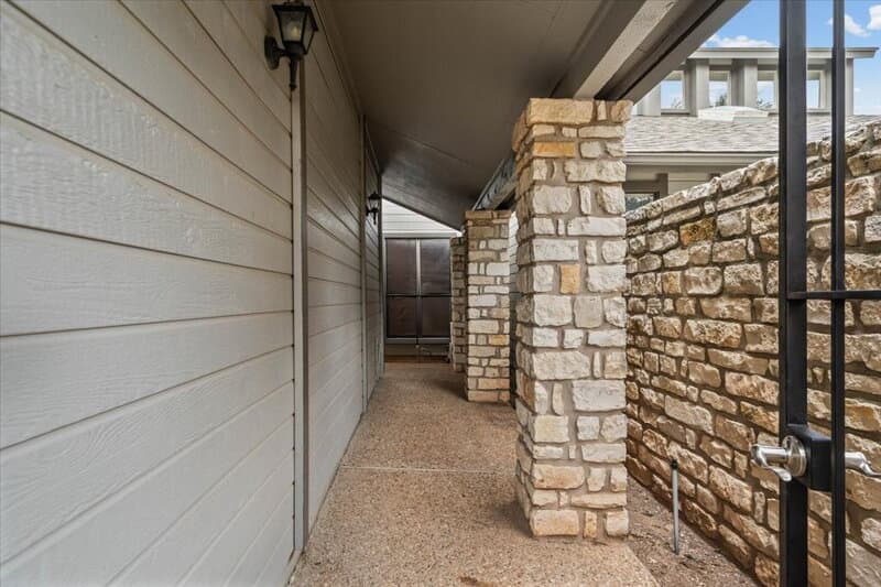 Austin Condo: 8800 Mariscal Canyon Drive