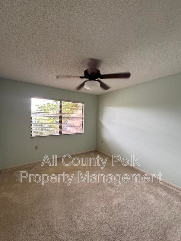 Lakeland Townhome: 542 Lake Carolyn Cir