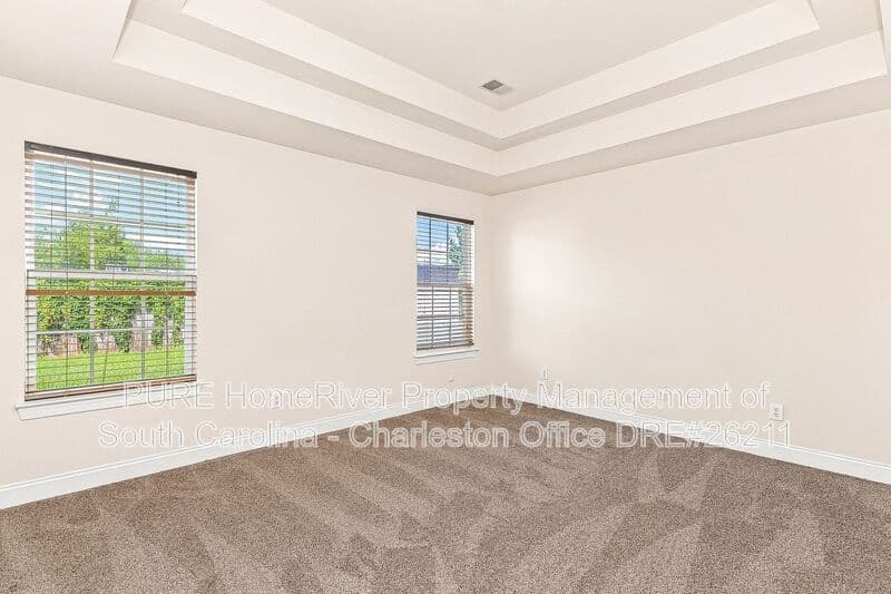 Ladson House: 229 Equinox Cir