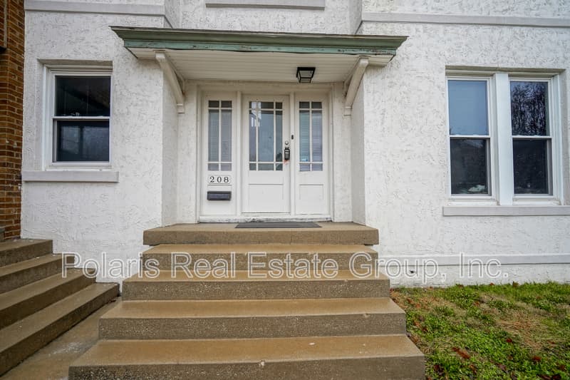 Lebanon Condo: 208 W Williams St