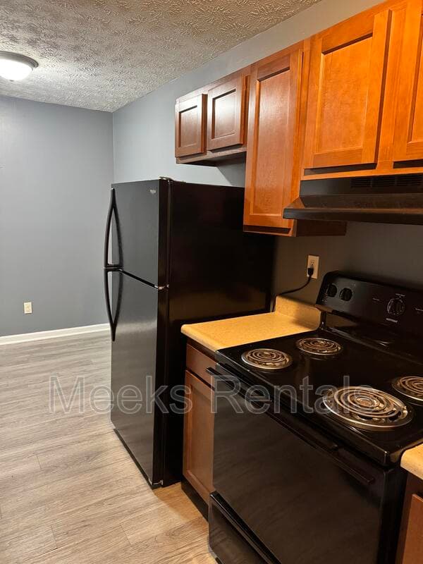 Hurricane Condo: 2648 Main St.
