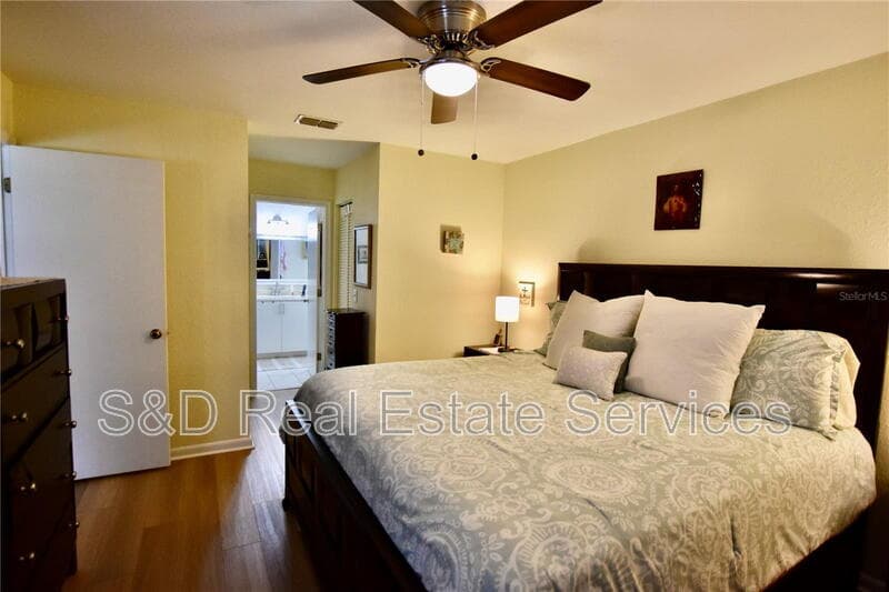 Lakeland House: 1774 Birchwood Loop