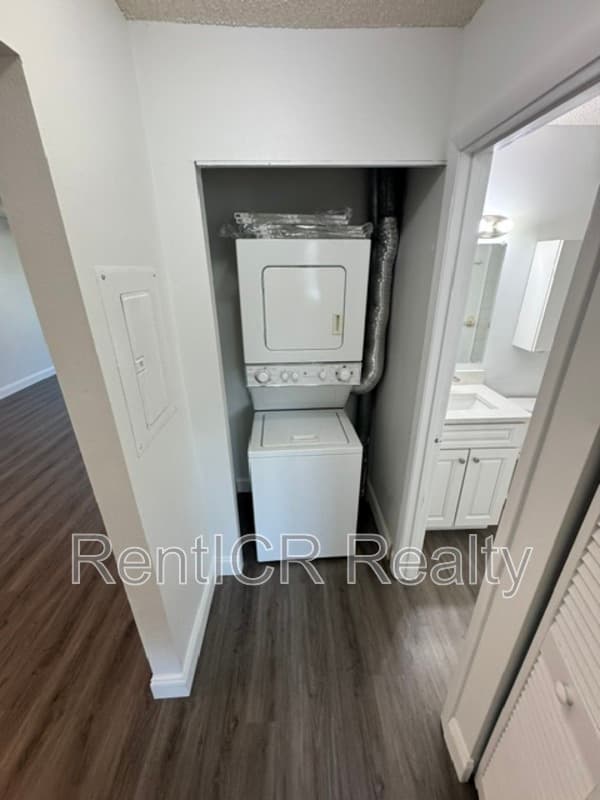 Zephyrhills Condo: 39132 County Road 54