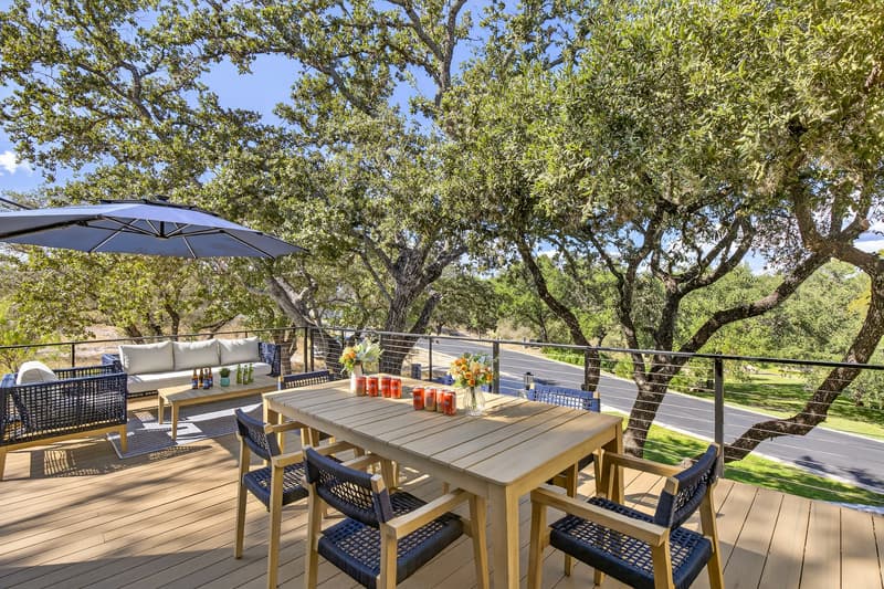 Horseshoe Bay House: 820 Broken Arrow