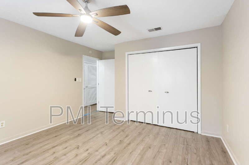 Marietta Townhome: 2672 Moss Lane