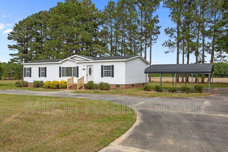 Godwin House: 8540 Godwin Falcon Rd.
