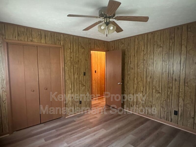 Staunton House: 55 Sunset Blvd