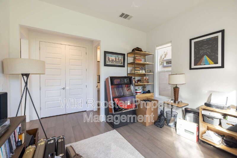 Sacramento House: 3500 Forney Way