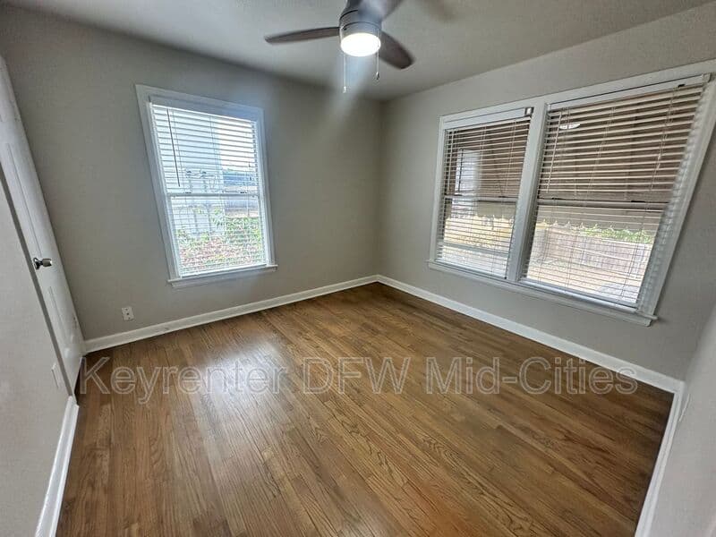 Dallas House: 309 N Oak Cliff Boulevard