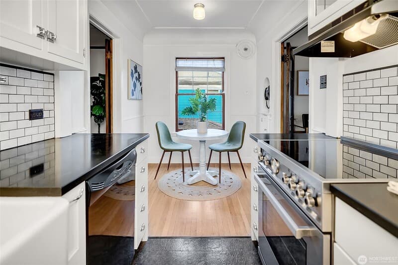 Seattle Condo: 1120 17th Avenue