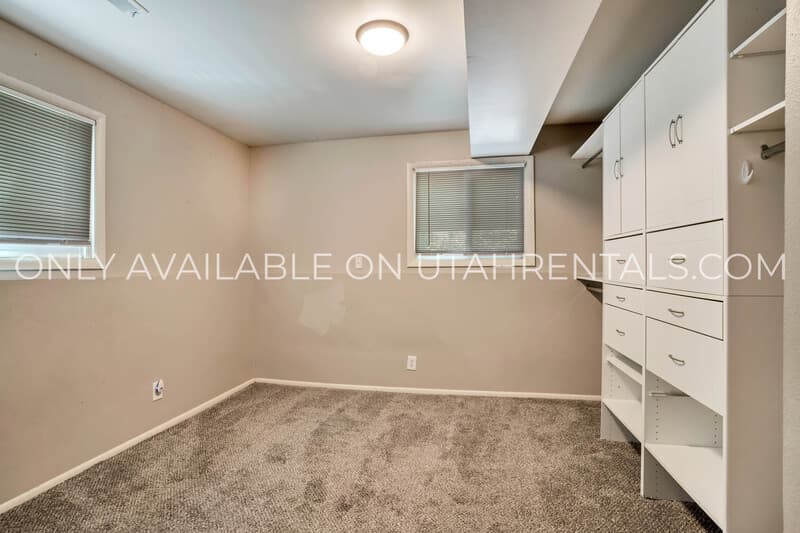 Provo House: 3676 N 870 E