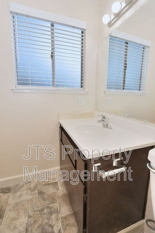 Citrus Heights Condo: 5512 Mike Arthur Ct