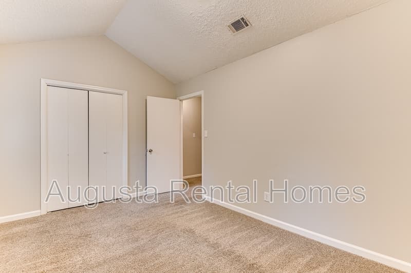 North Augusta Townhome: 157 Chalet North Court
