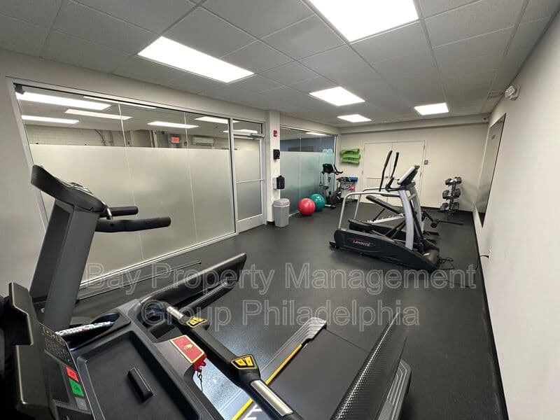Philadelphia Condo: 437 W School House Ln