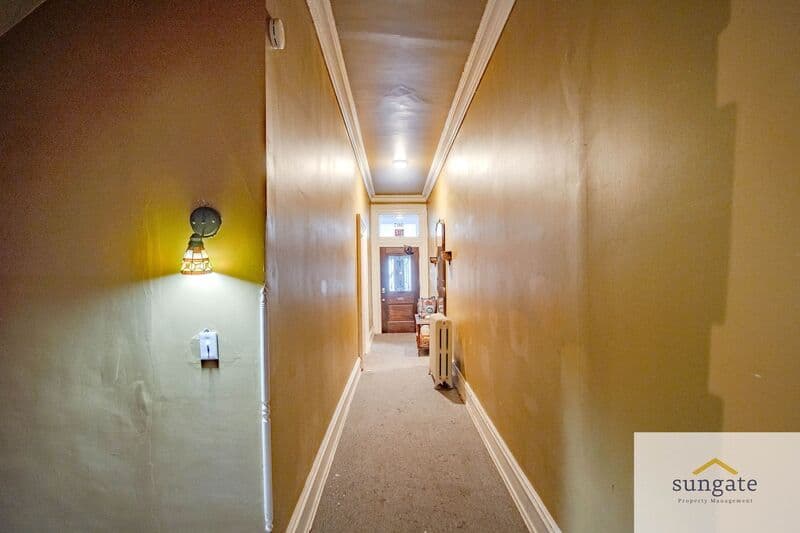 Baltimore Condo: 907 Saint Paul St