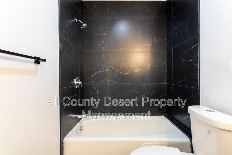 Palm Desert Condo: 46075 Ocotillo Drive