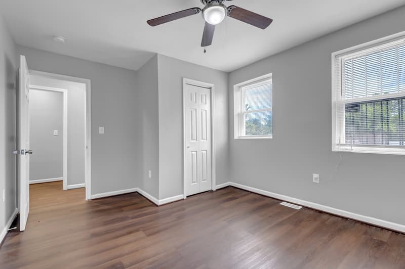Baltimore Condo: 2103 Chelsea Terrace - 2