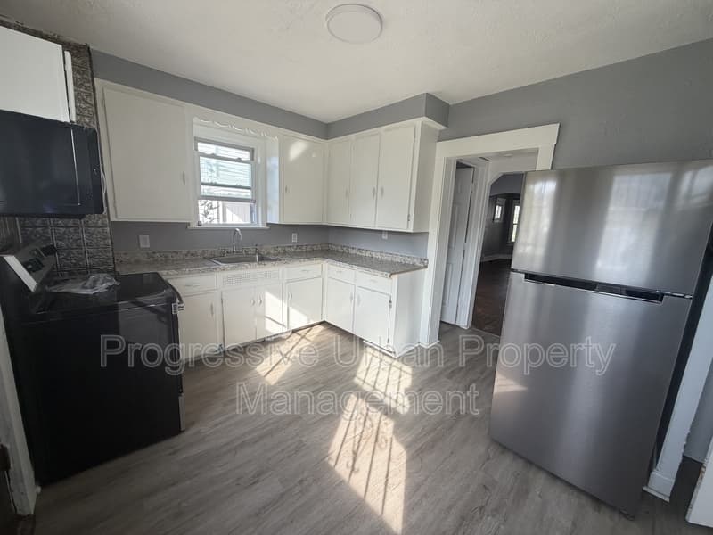 Cleveland Condo: 3586 West 47th Street - Downstairs
