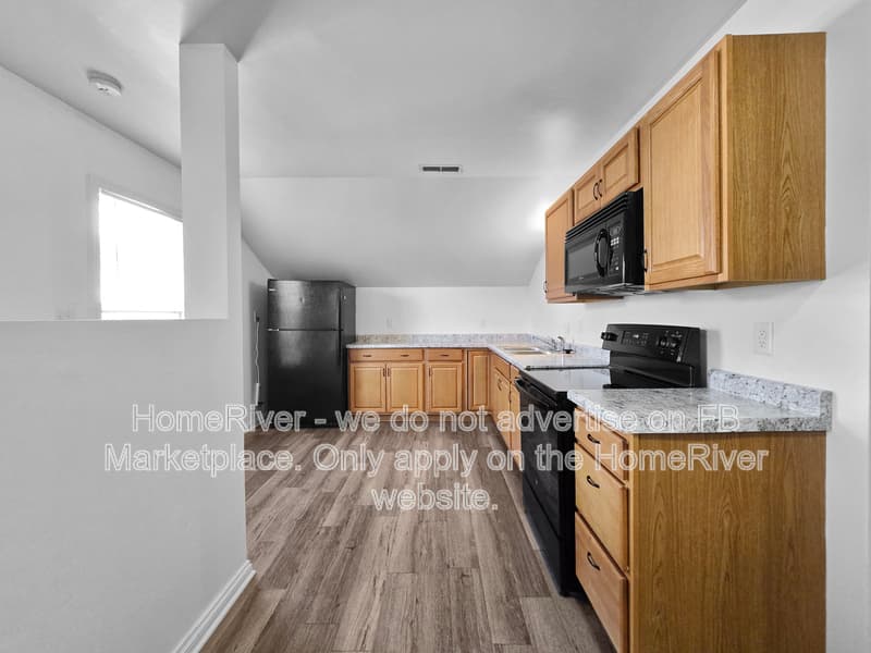 Lebanon Condo: 514 E Washington St