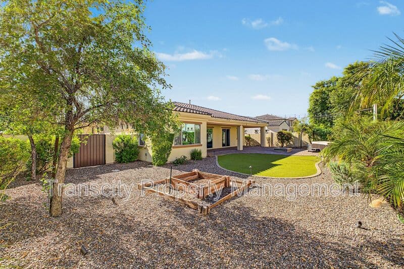 Mesa House: 4943 S Pulse Ter