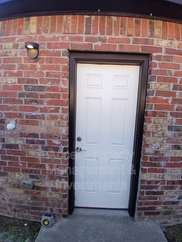 Edinburg Condo: 1805 Cari Nicole Ave.