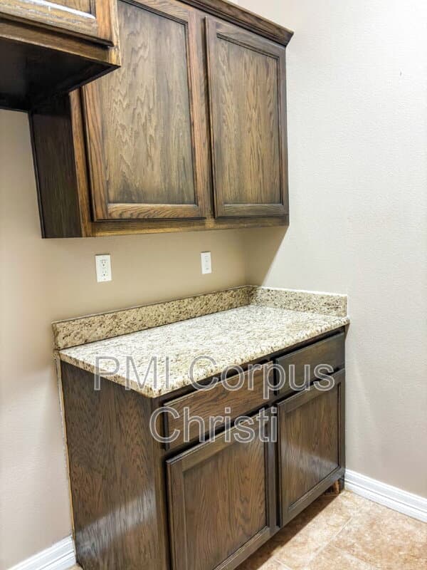 Corpus Christi Townhome: 4750 Grand Junction Drive