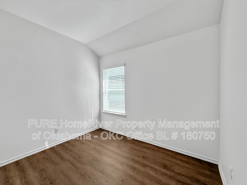 YUKON Condo: 10624 SW 16TH TER
