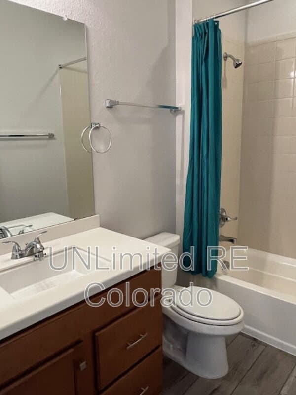 Castle Rock House: 3567 White Rose Loop
