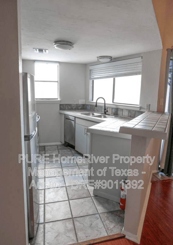 Austin Condo: 2500 Burleson Rd