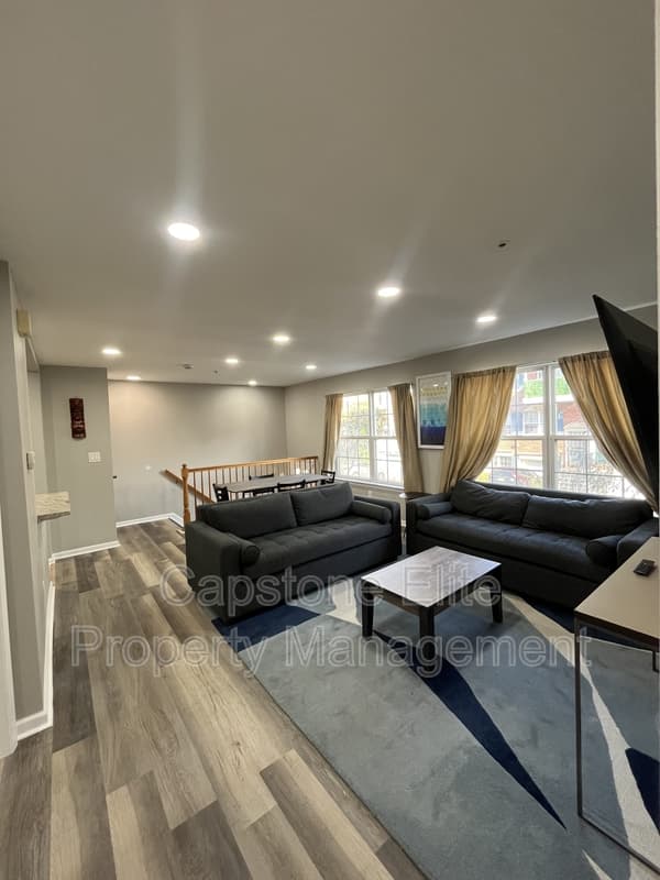 Newark Condo: 44 Krueger Court - 1 - Downstairs Master Studio Suite