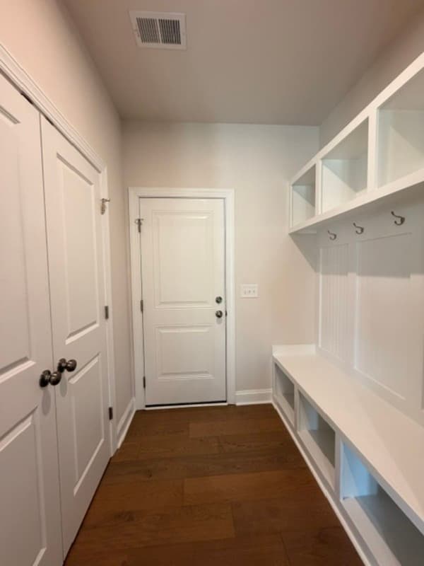 Lexington House: 3046 Snail Seed Trail