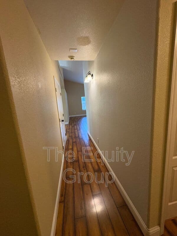 Visalia House: 3524 S. Lincoln Ct