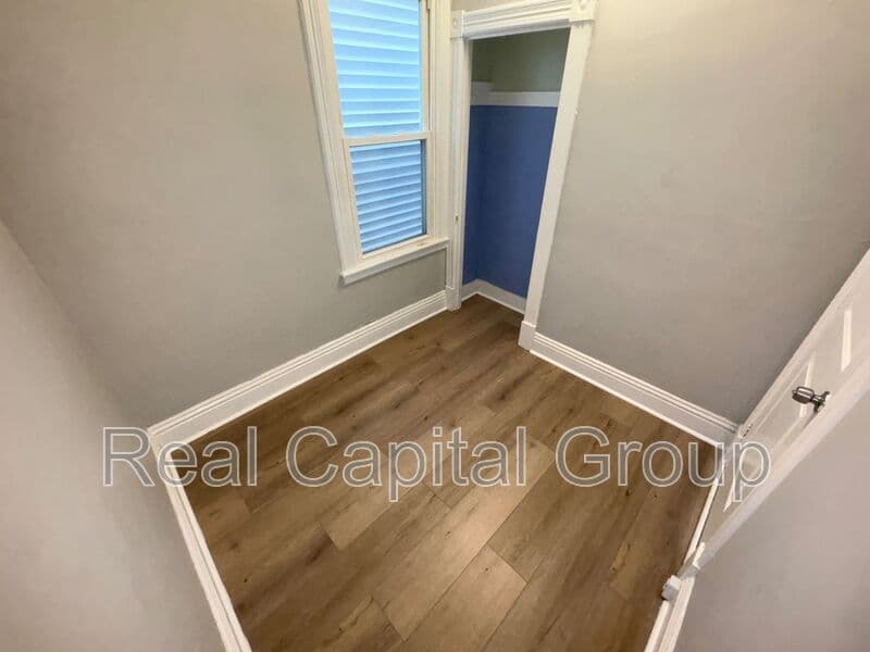 Troy Condo: 412 2nd St.