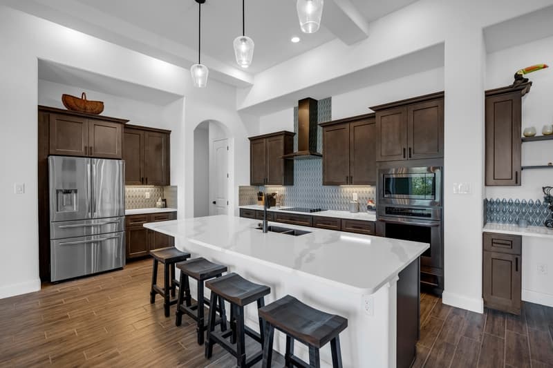 Horseshoe Bay House: 200 Mt Dew