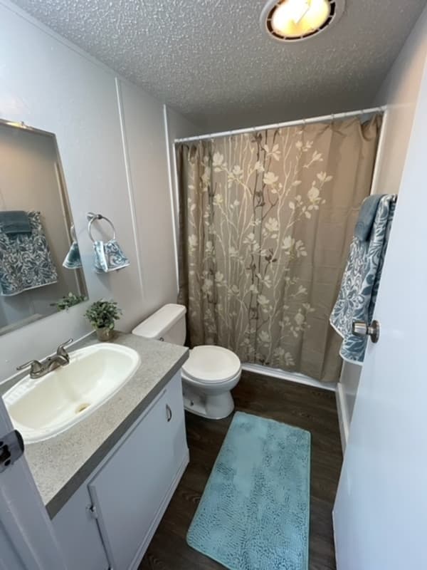 Alvin House: 775 steele rd